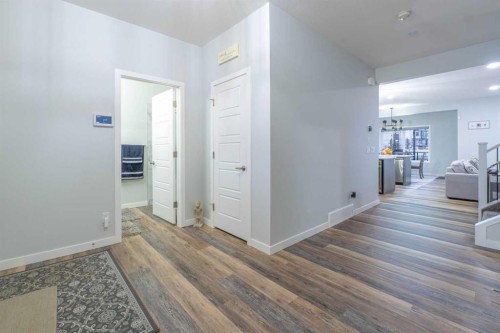 1153 Chinook Gate Bay Sw, Airdrie, AB - Indoor Photo Showing Other Room
