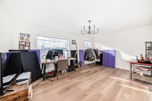 214 Coville Circle Ne, Calgary, AB - Indoor