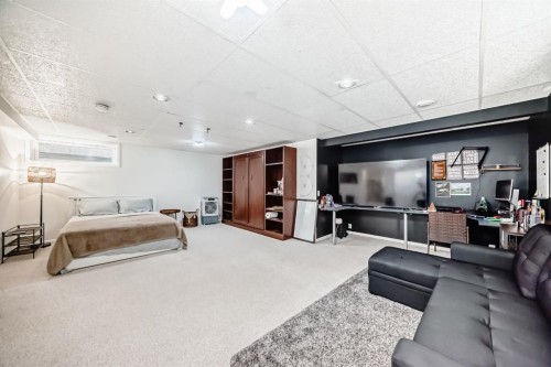 214 Coville Circle Ne, Calgary, AB - Indoor