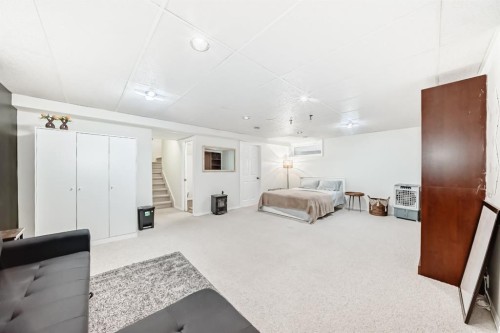 214 Coville Circle Ne, Calgary, AB - Indoor