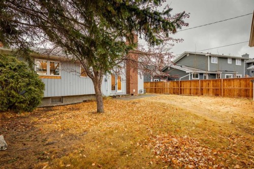 732 Lake Ontario Drive Se, Calgary, AB - Outdoor