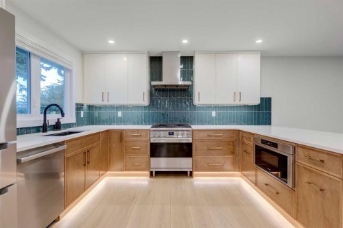 732 Lake Ontario Drive Se, Calgary, AB - Indoor Photo Showing Kitchen With Upgraded Kitchen