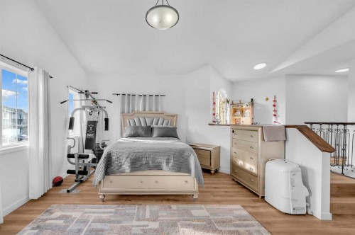 300 Taracove Estate Drive Ne, Calgary, AB - Indoor Photo Showing Bedroom