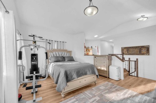300 Taracove Estate Drive Ne, Calgary, AB - Indoor Photo Showing Bedroom