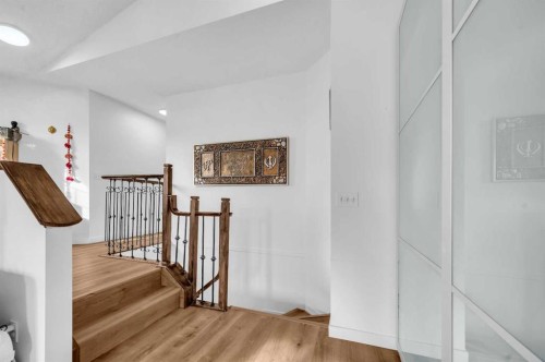 300 Taracove Estate Drive Ne, Calgary, AB - Indoor Photo Showing Other Room