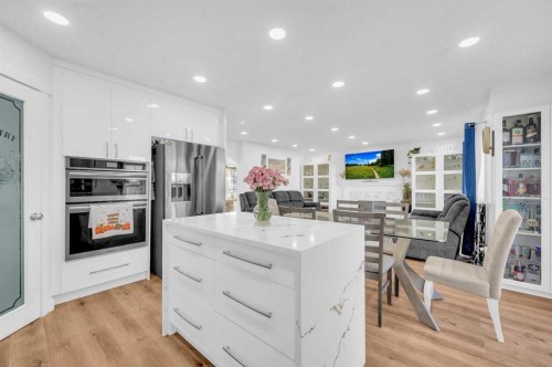 300 Taracove Estate Drive Ne, Calgary, AB - Indoor Photo Showing Kitchen With Upgraded Kitchen