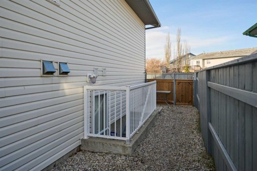 1409 Strathcona Way, Strathmore, AB - Outdoor With Exterior