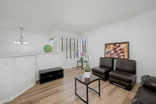 1409 Strathcona Way, Strathmore, AB - Indoor Photo Showing Living Room