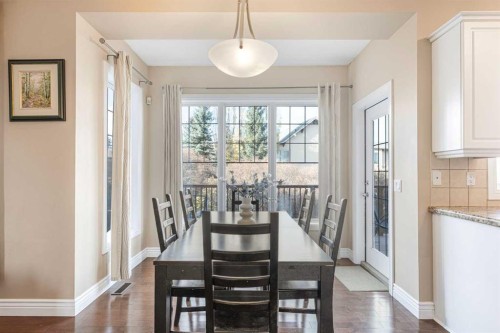 10 Tusslewood Heights Nw, Calgary, AB - Indoor Photo Showing Dining Room