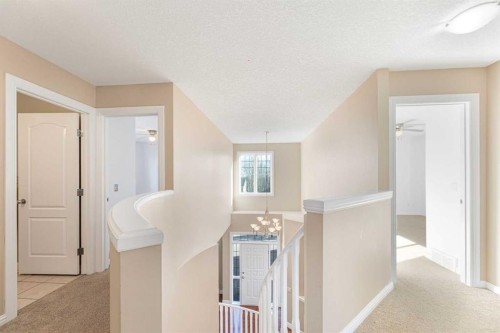 10 Tusslewood Heights Nw, Calgary, AB - Indoor Photo Showing Other Room