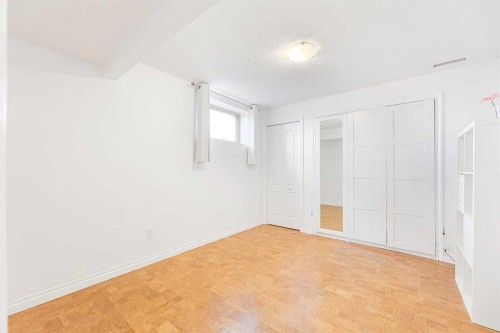 10 Tusslewood Heights Nw, Calgary, AB - Indoor Photo Showing Other Room