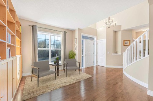 10 Tusslewood Heights Nw, Calgary, AB - Indoor Photo Showing Other Room