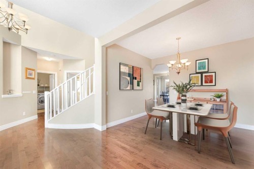 10 Tusslewood Heights Nw, Calgary, AB - Indoor Photo Showing Dining Room