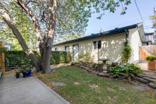 826 18 Avenue Nw, Calgary, AB - Outdoor