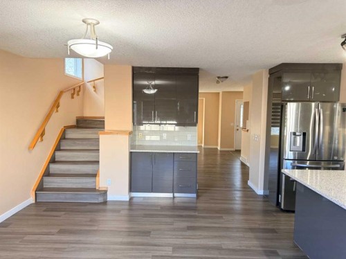 672 Taradale Drive Ne, Calgary, AB - Indoor