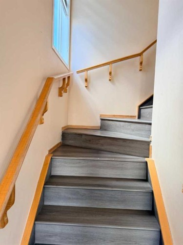 672 Taradale Drive Ne, Calgary, AB - Indoor Photo Showing Other Room