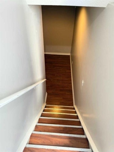 672 Taradale Drive Ne, Calgary, AB - Indoor Photo Showing Other Room