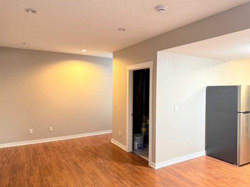 672 Taradale Drive Ne, Calgary, AB - Indoor Photo Showing Other Room