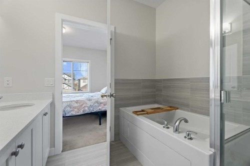 1191 Channelside Drive Sw, Airdrie, AB - Indoor Photo Showing Bathroom