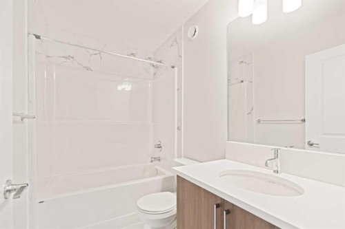 62 Setonvista Grove Se, Calgary, AB - Indoor Photo Showing Bathroom