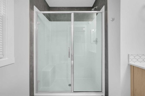 164 Legacy Reach Close Se, Calgary, AB - Indoor Photo Showing Bathroom