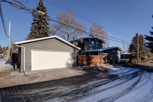 3111 Breen Crescent Nw, Calgary, AB - Outdoor