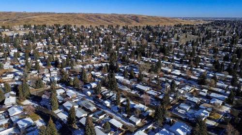 3111 Breen Crescent Nw, Calgary, AB - Outdoor With View