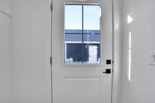 59 Baysprings Terrace Sw, Airdrie, AB - Indoor Photo Showing Other Room