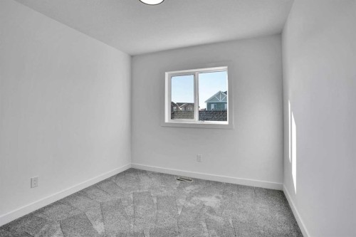 59 Baysprings Terrace Sw, Airdrie, AB - Indoor Photo Showing Other Room