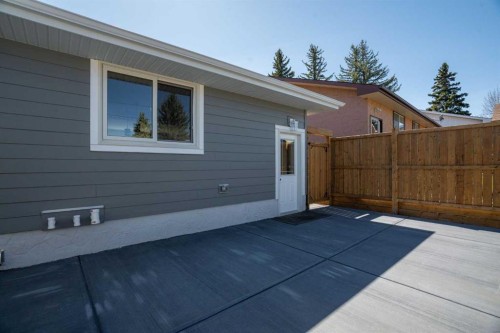924 Canna Crescent Sw, Calgary, AB - Outdoor With Exterior