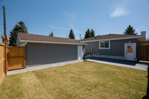 924 Canna Crescent Sw, Calgary, AB - Outdoor With Exterior