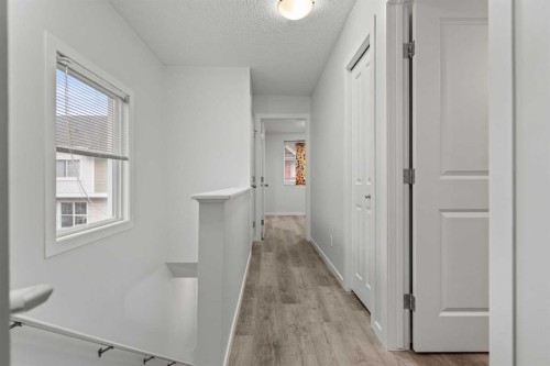 39 New Brighton Point Se, Calgary, AB - Indoor Photo Showing Other Room