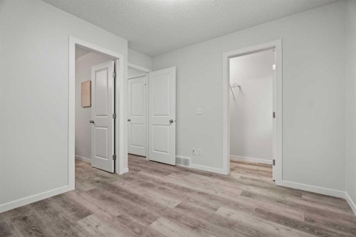 39 New Brighton Point Se, Calgary, AB - Indoor Photo Showing Other Room