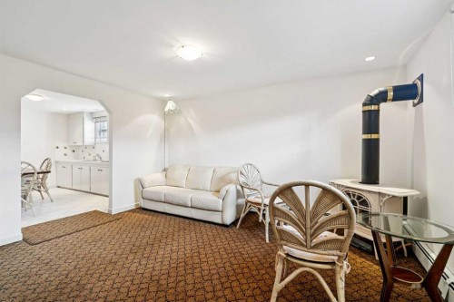 1228 Richland Road Ne, Calgary, AB - Indoor