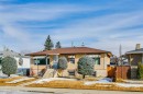 1228 Richland Road Ne, Calgary, AB  - Outdoor 