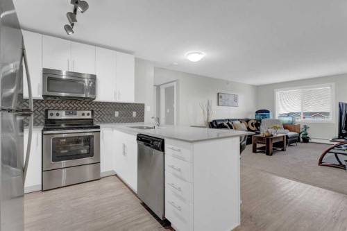 3420-181 Skyview Ranch Manor Ne, Calgary, AB - Indoor Photo Showing Kitchen With Stainless Steel Kitchen With Upgraded Kitchen