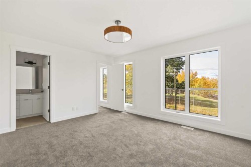 2507 Sovereign Crescent Sw, Calgary, AB - Indoor Photo Showing Other Room