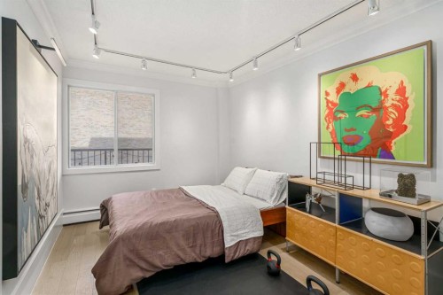 71D-231 Heritage Drive Se, Calgary, AB - Indoor Photo Showing Bedroom