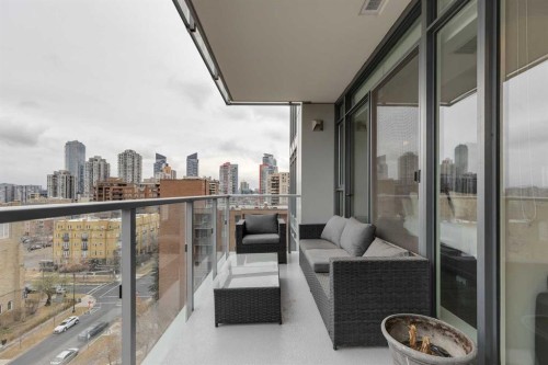 801-930 16 Avenue Sw, Calgary, AB - Outdoor With Exterior