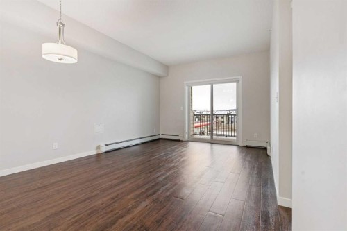 9314-101 Sunset Drive, Cochrane, AB - Indoor Photo Showing Other Room