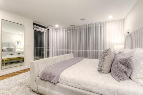 114-8505 Broadcast Avenue Sw, Calgary, AB - Indoor Photo Showing Bedroom