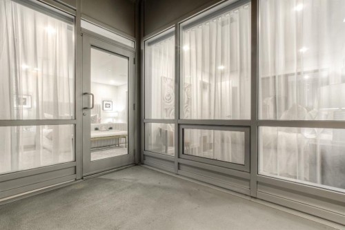 114-8505 Broadcast Avenue Sw, Calgary, AB - Indoor Photo Showing Other Room