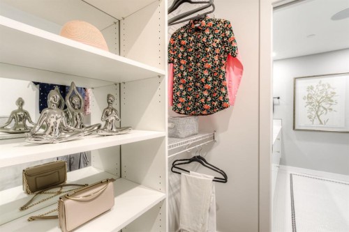 114-8505 Broadcast Avenue Sw, Calgary, AB - Indoor Photo Showing Other Room