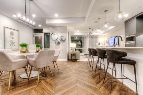 114-8505 Broadcast Avenue Sw, Calgary, AB - Indoor Photo Showing Dining Room