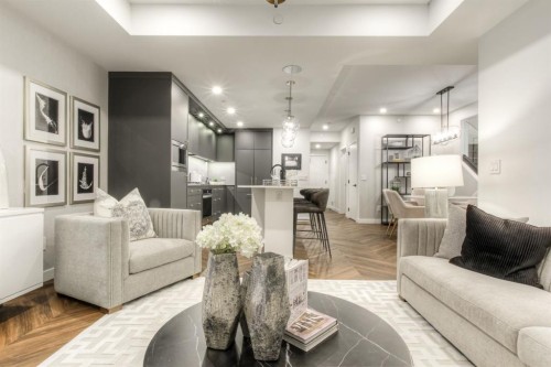 114-8505 Broadcast Avenue Sw, Calgary, AB - Indoor Photo Showing Living Room