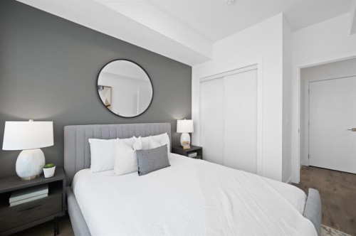 3314-6 Merganser Drive West, Chestermere, AB - Indoor Photo Showing Bedroom