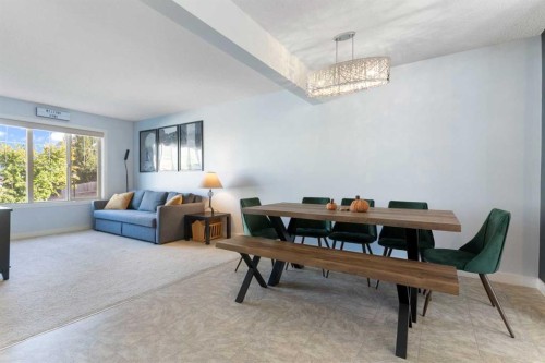 90 Pantego Lane Nw, Calgary, AB - Indoor