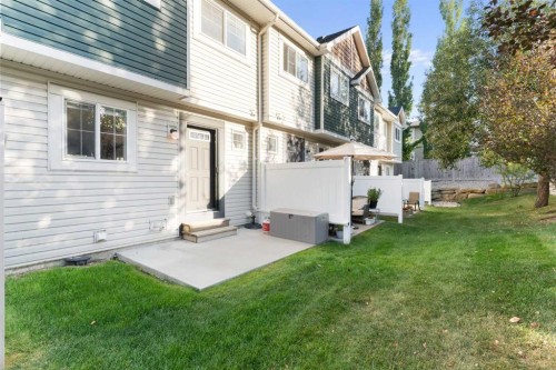 90 Pantego Lane Nw, Calgary, AB - Outdoor