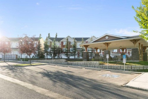 90 Pantego Lane Nw, Calgary, AB - Outdoor