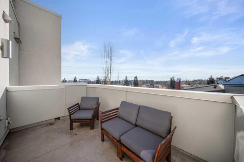 303-11 Burma Star Road Sw, Calgary, AB - Outdoor With Exterior